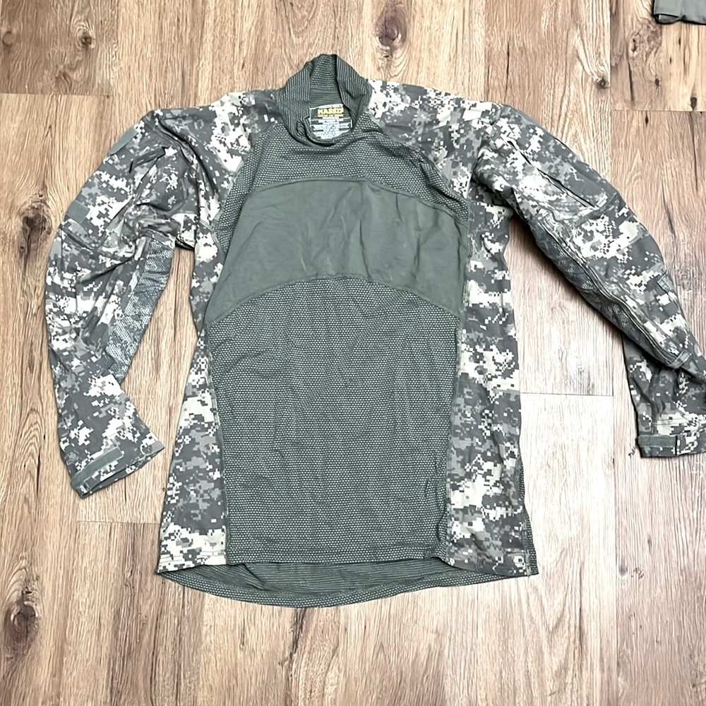 NEW without tags Massif Field Combat Shirt FR Flame-Resistant